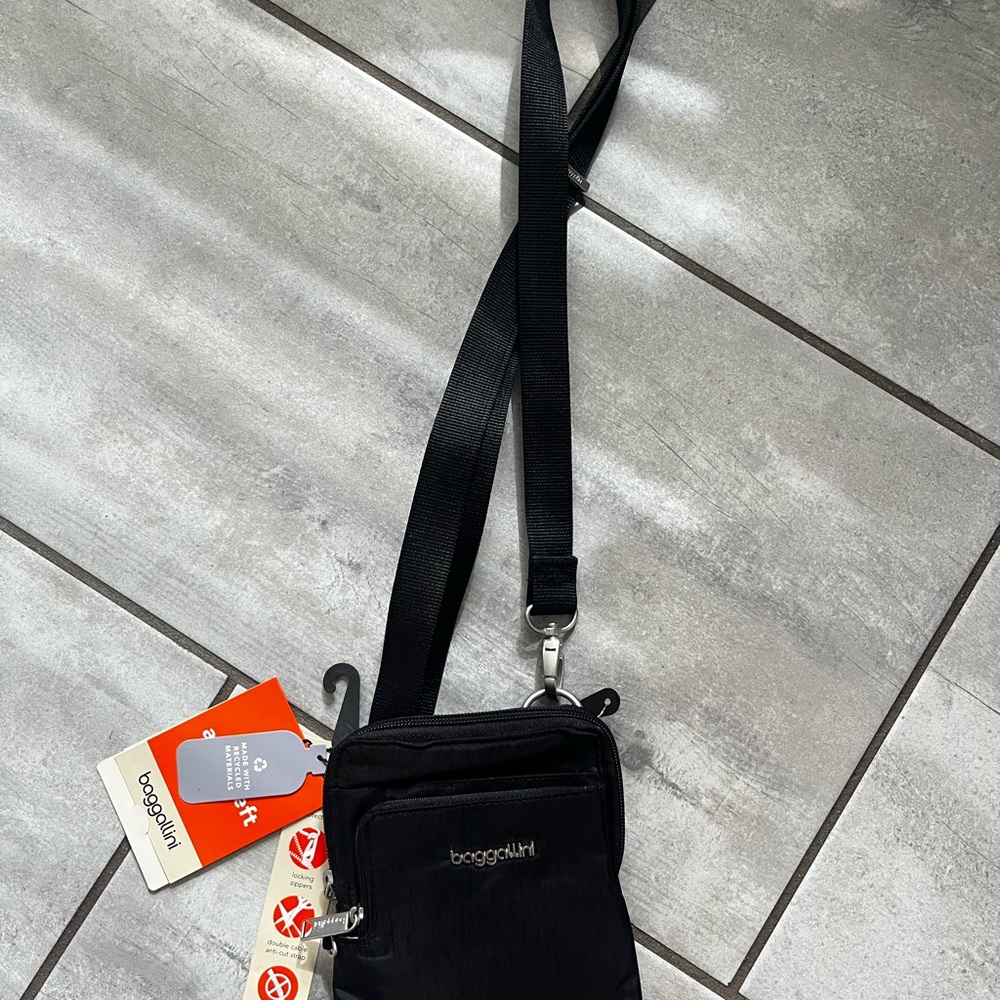 Baggallini Black Crossbody Bag with Adjustable Strap